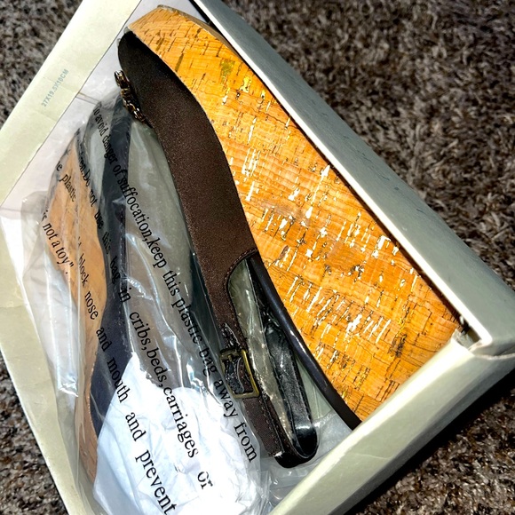 Laura Ashley Wedge Sandals - Picture 1 of 4